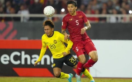 Văn Hậu lùm xùm sau trận đấu với Malaysia